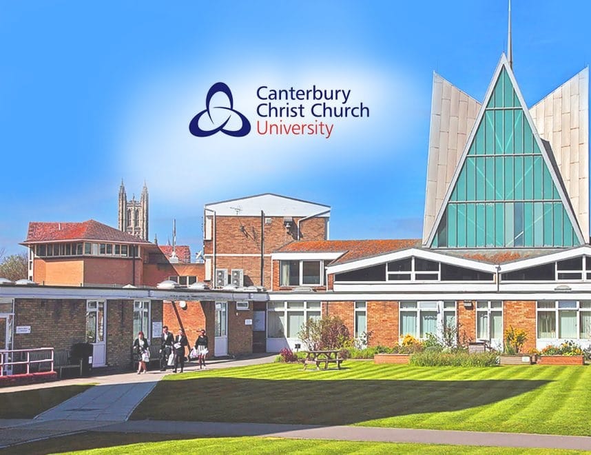 CANTERBURY CHRIST CHURCH UNIVERSITY – TOP 1 TẠI UK VỀ ĐỘ HÀI LÒNG CỦA SINH VIÊN
